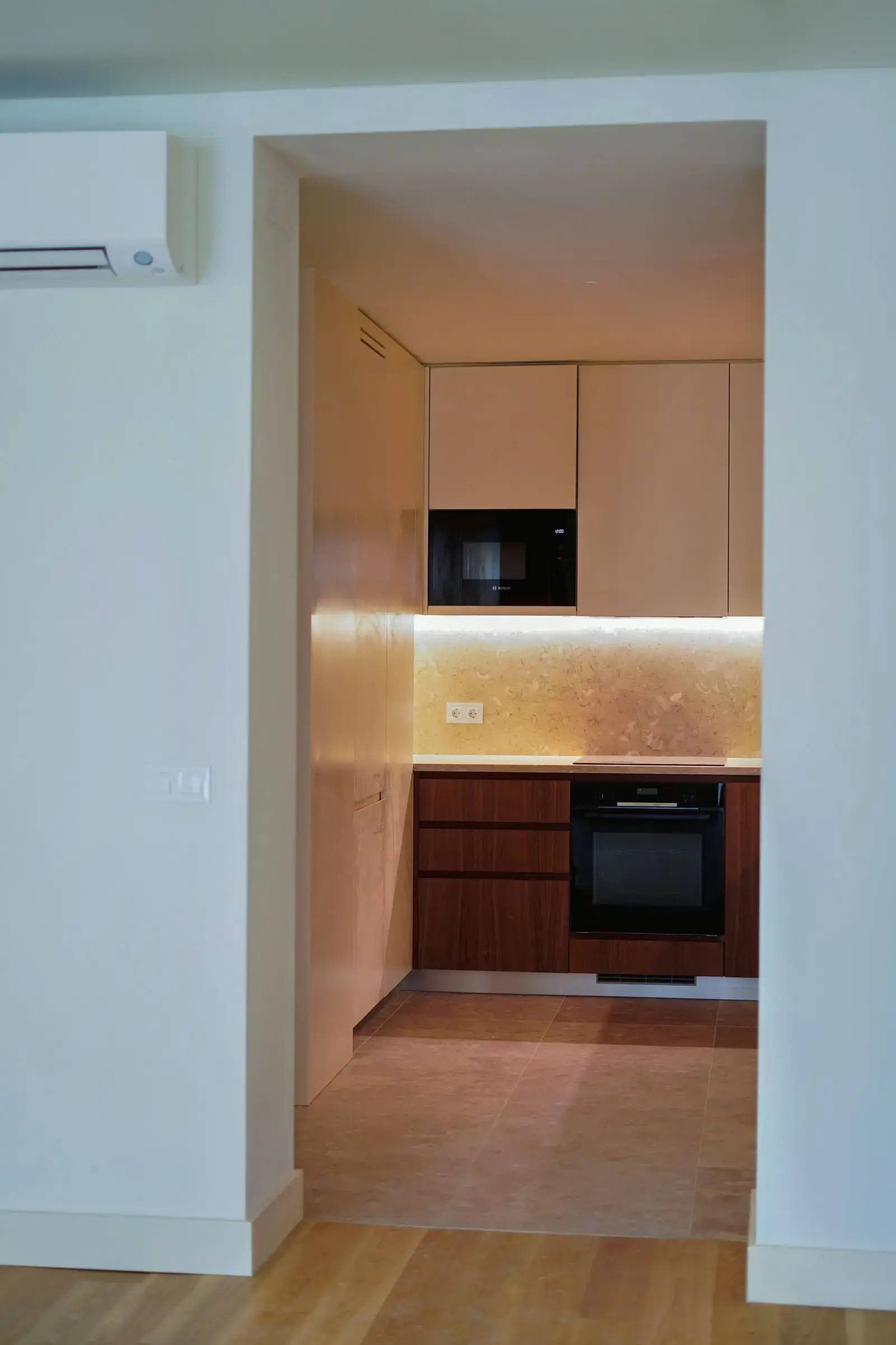 Modern Studio Loft with Terrace in São Bento, Lisbon — foto 4