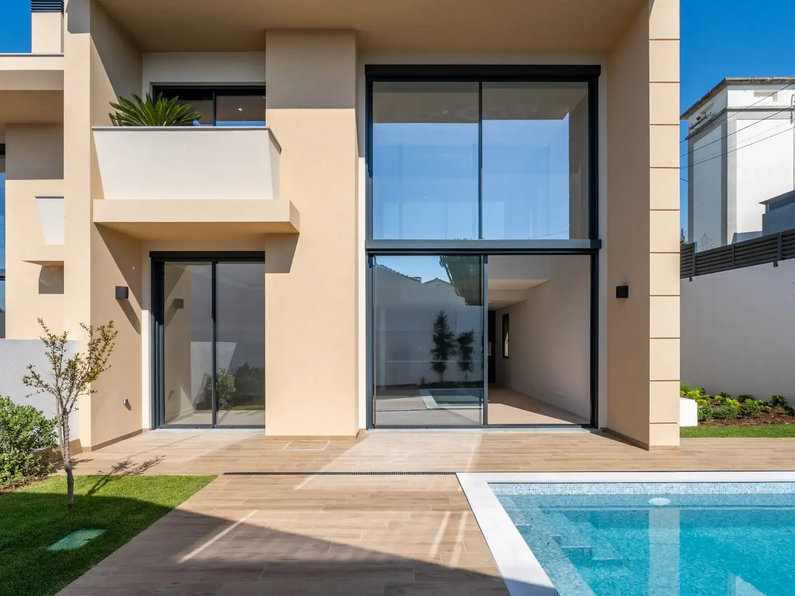 Luxury Modern 4 bedroom-Villa for Sale with Private Pool in Alcabideche — foto 1
