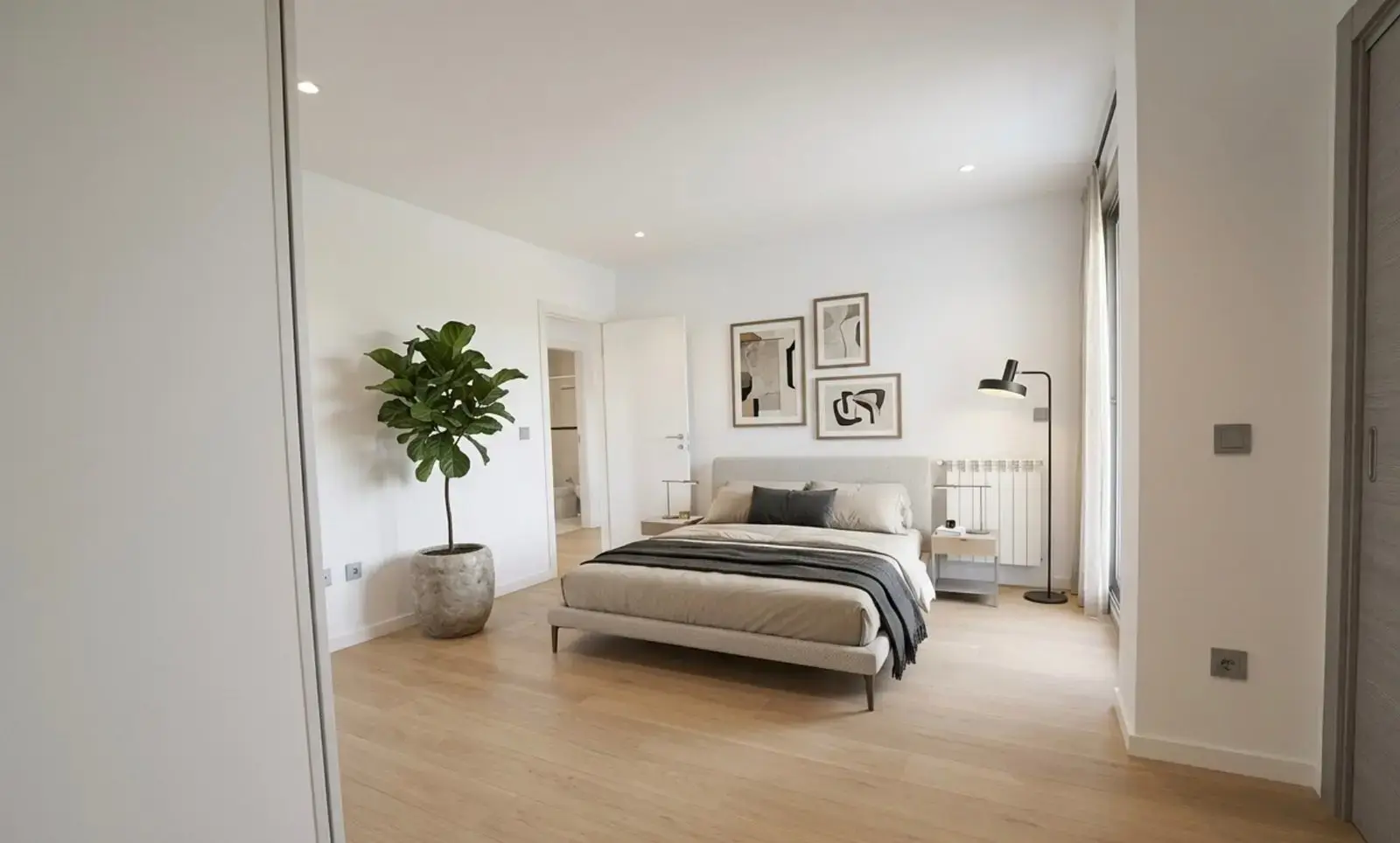 Spacious 3-Bedroom Apartment with Balconies & Storage in Miraflores, Lisbon — foto 4