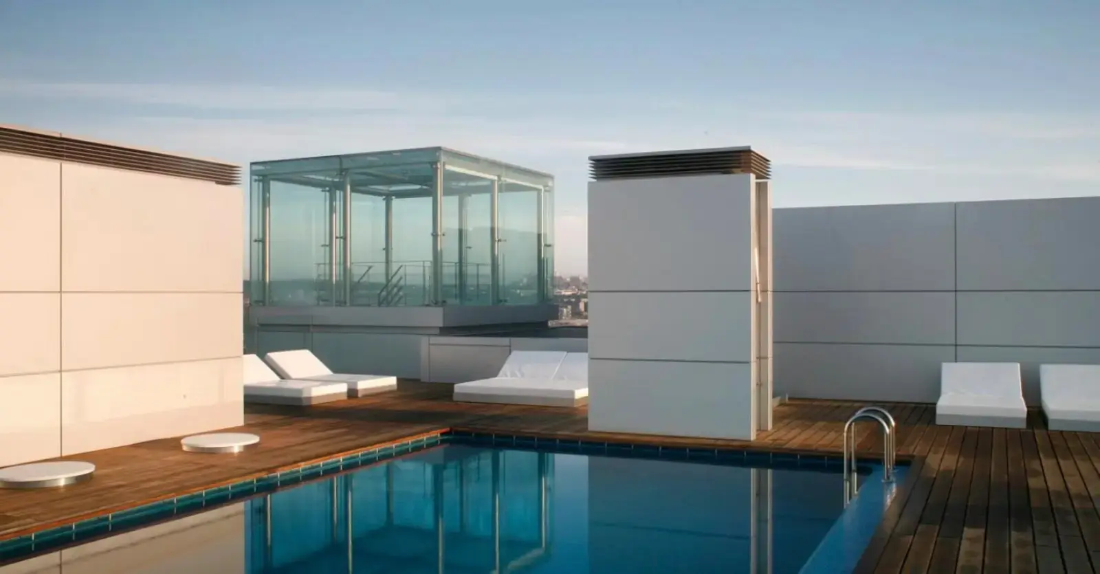 Sky Restelo – Exquisite 4-bedroom Apartment with River & City Views — foto 3