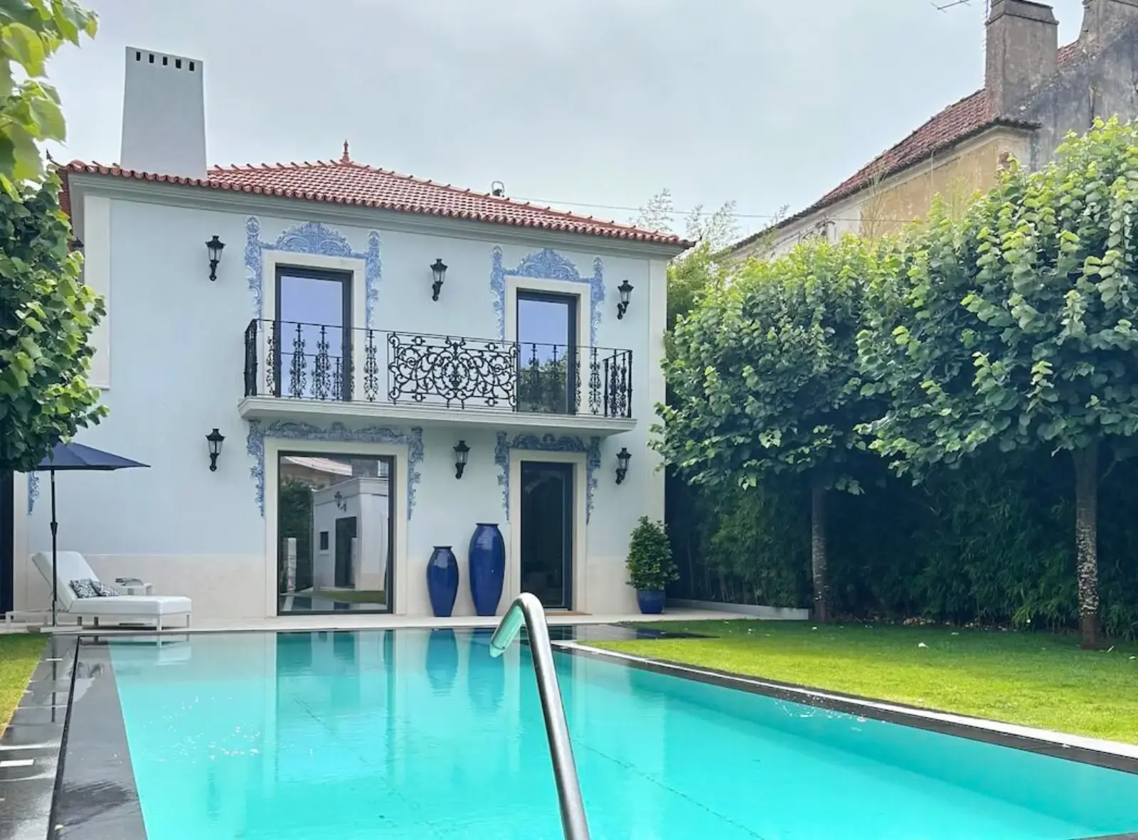 Luxurious 4-Bedroom Villa for Sale in Cascais – Prime Location — foto 1