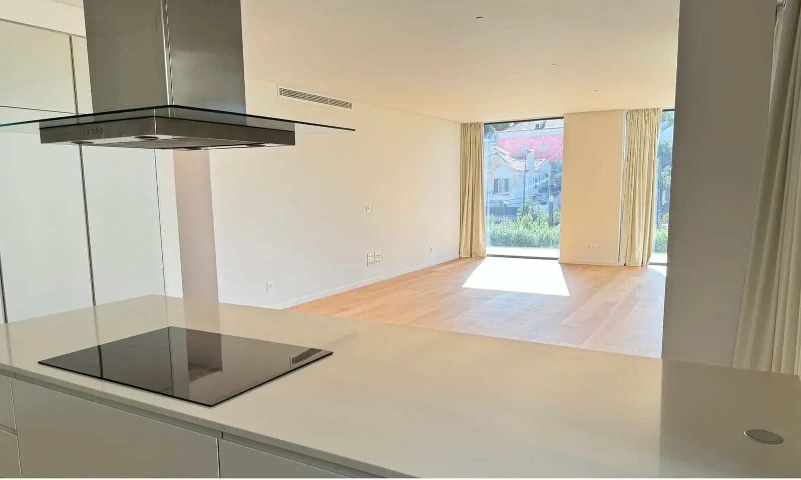 Essence Estoril – Luxury T4 Garden Residence with Private Outdoor Space & Ocean Views — foto 2