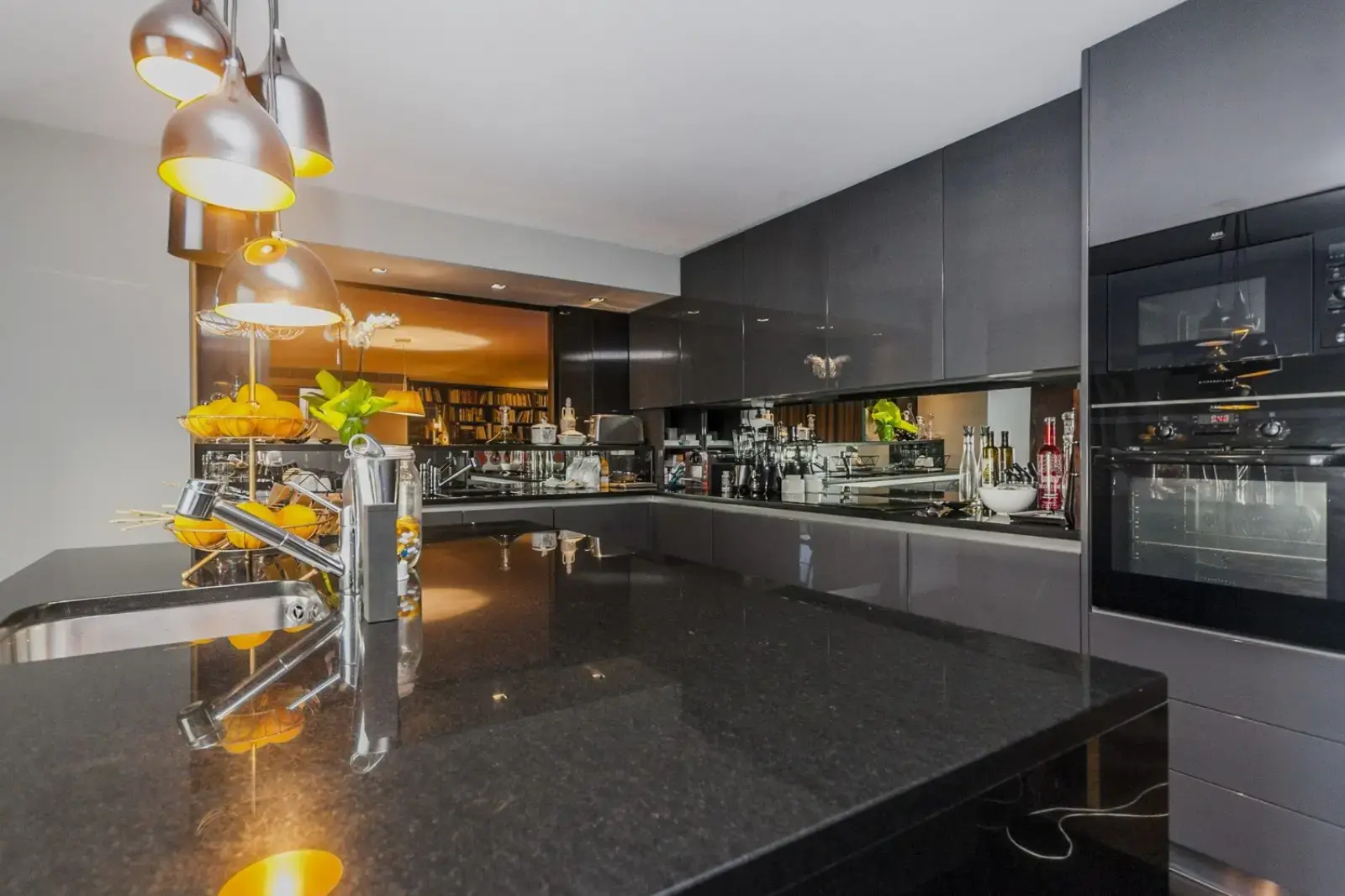 Exquisite 3-Bedroom Duplex with River Views in Estrela, Lisbon — foto 7