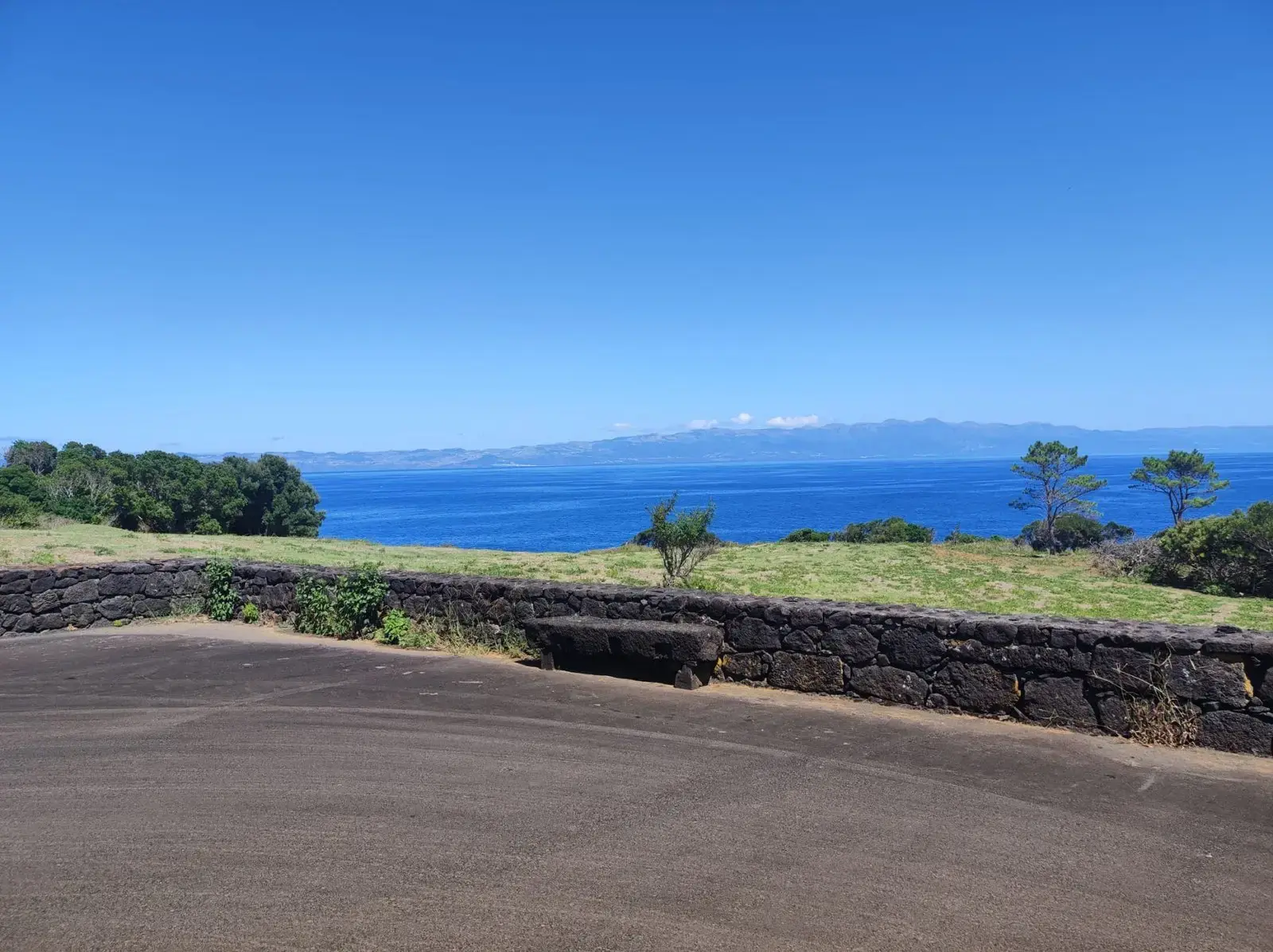 Exceptional 11-Hectare Estate with Historic Manor and Expansion Potential in São Roque do Pico, Azores — foto 6