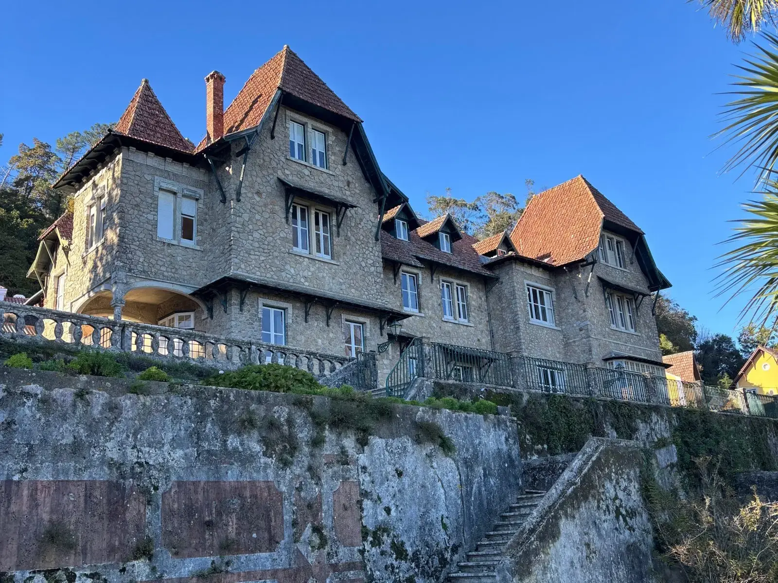 Historic Palace in Sintra: A Premium Investment Opportunity — foto 1